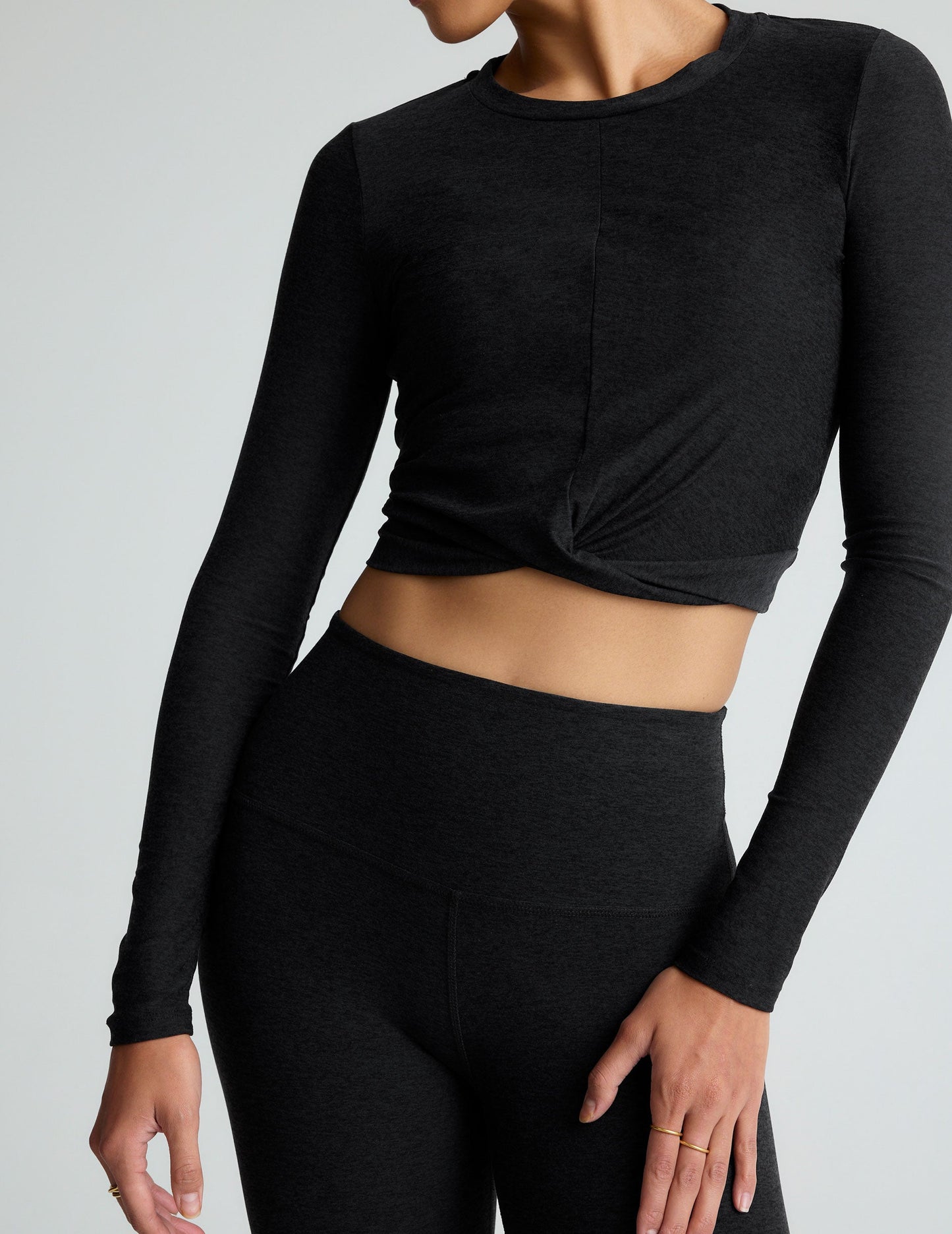 Beyond Yoga Featherweight Center Stage Cropped Long Sleeve Pullover
